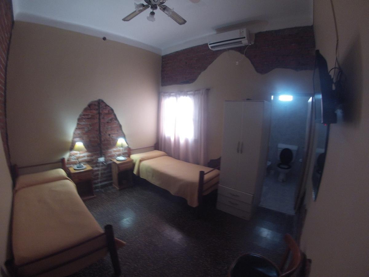 Hostal Sante Tinogasta Buitenkant foto